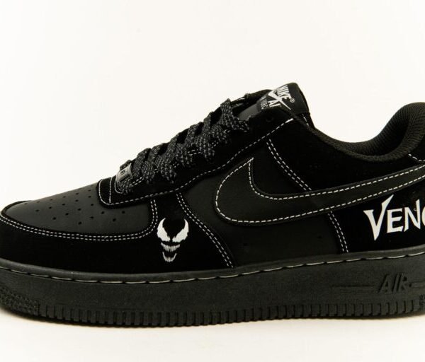 Nike Air Force 1’07 Black Venom