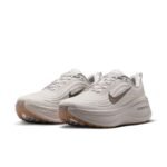 Nike Vomero Plus College Grey & Light Iron Ore - Image 2
