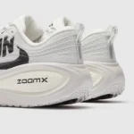 Nike Vomero Plus Run White - Image 7
