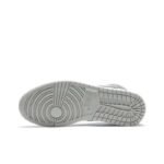 Air Jordan 1 Mid Light Smoke Grey - Image 5