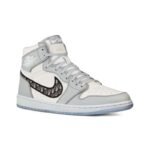 Air Jordan 1 Retro High Dior - Image 2