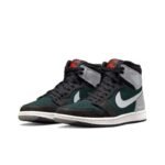 Air Jordan 1 Retro High Gore-Tex Black Particle Grey - Image 3