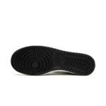 Air Jordan 1 Retro High OG White Black - Image 2