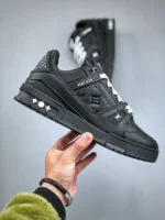 Louis Vuitton Black Trainer - Image 5
