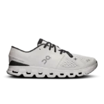 On Cloud X 4 Ivory & Black